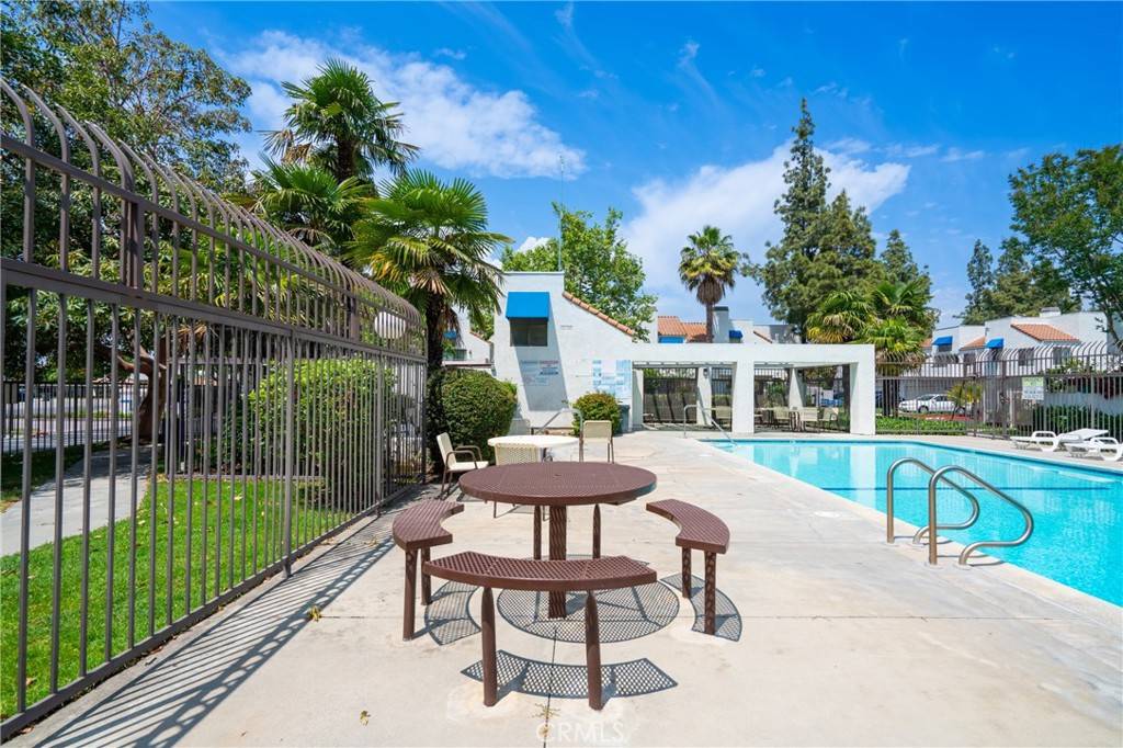 Baldwin Park, CA 91706,504 Park Shadow CT