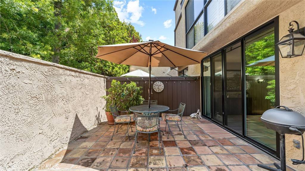 Pasadena, CA 91103,170 N Grand AVE #103