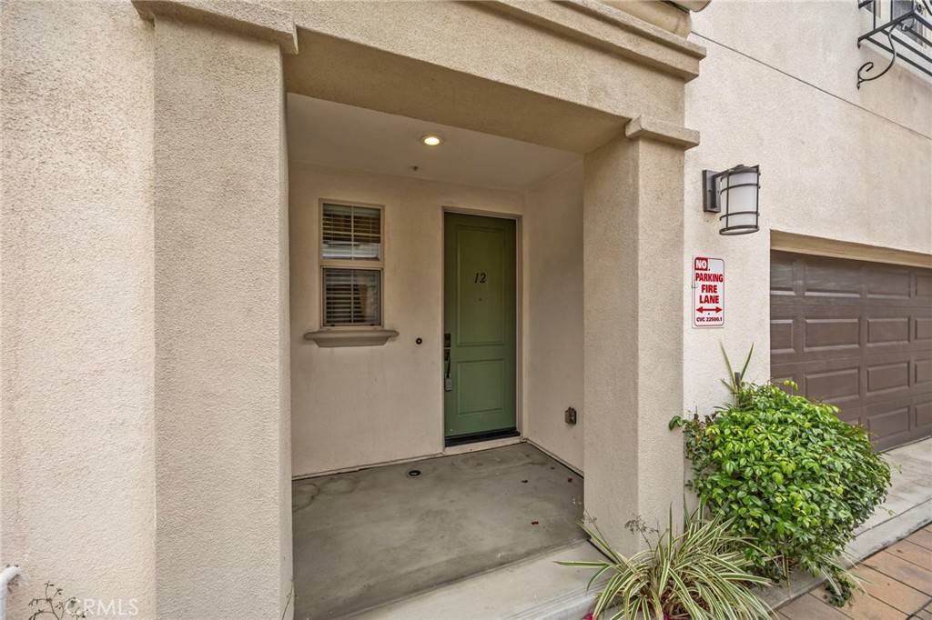 Glendora, CA 91740,293 E Arrow #12