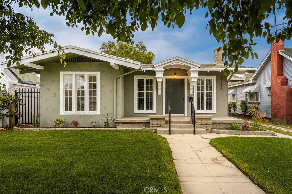 Los Angeles, CA 90043,5738 7th AVE