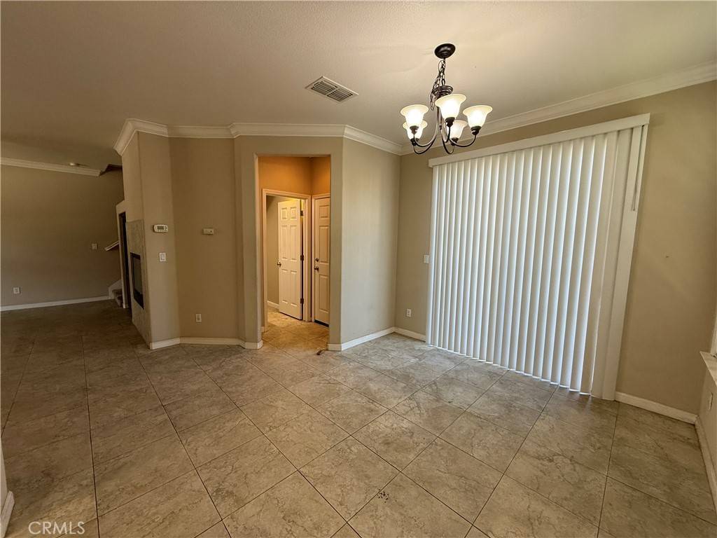 Sacramento, CA 95823,4512 Cardona LN
