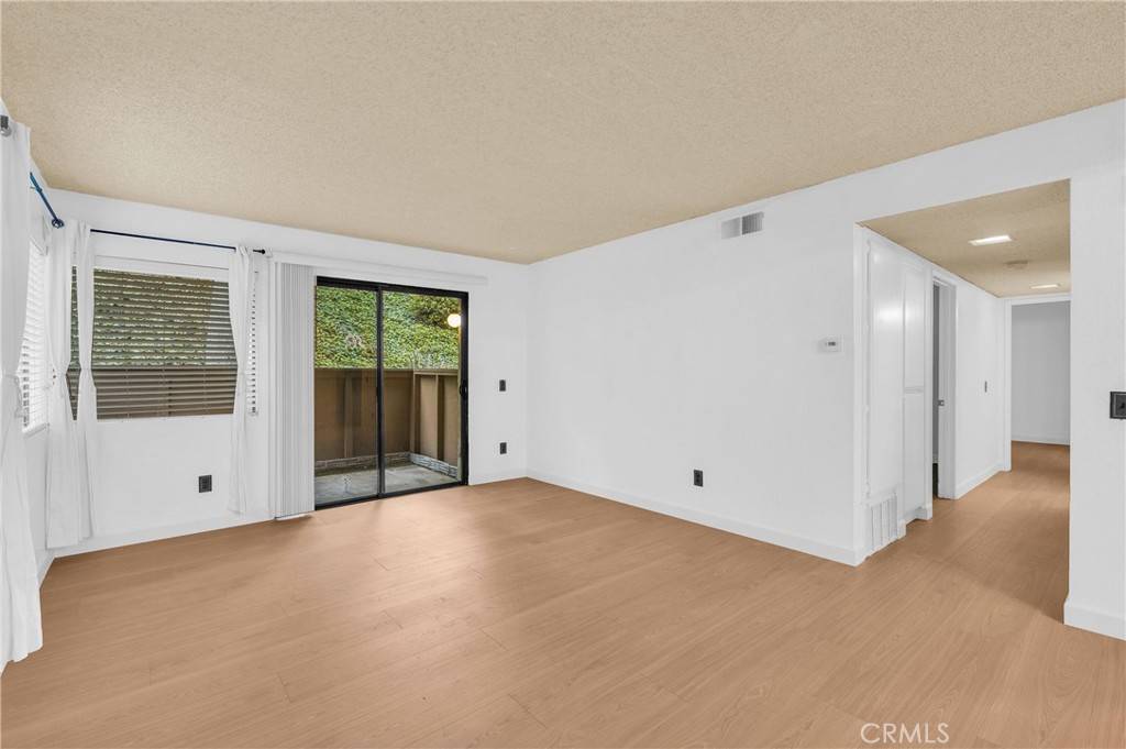 Diamond Bar, CA 91765,22800 Hilton Head DR #305