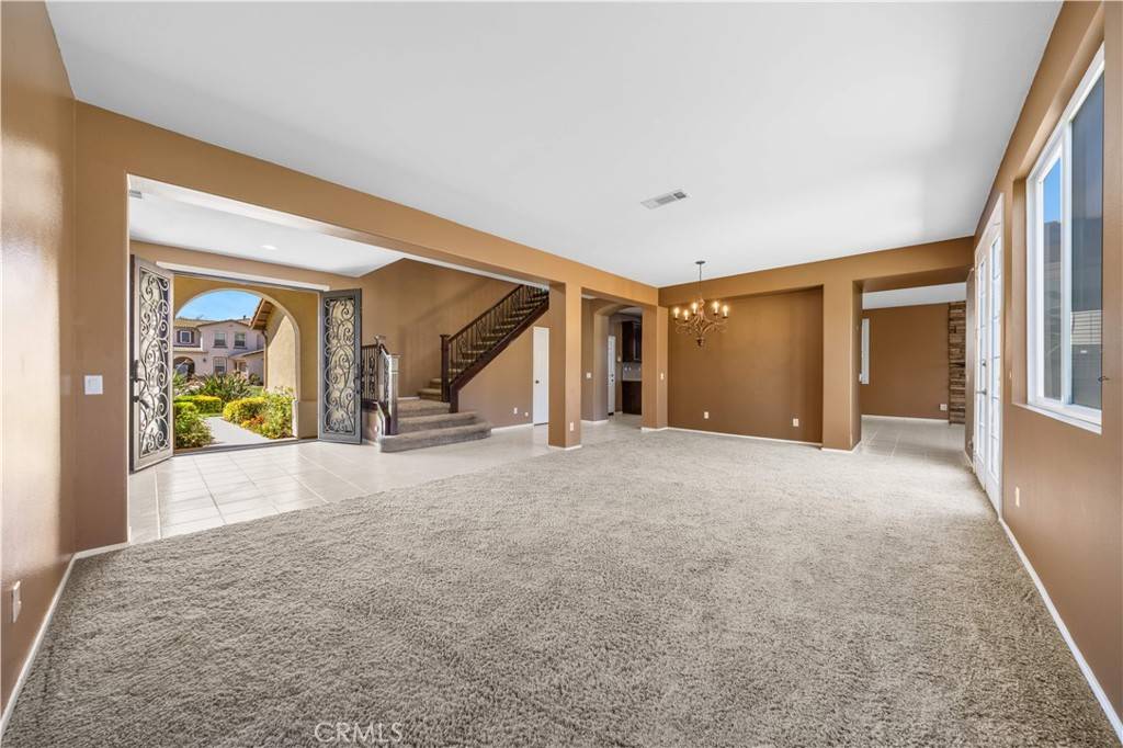 Eastvale, CA 92880,13482 Eagle Nest CT