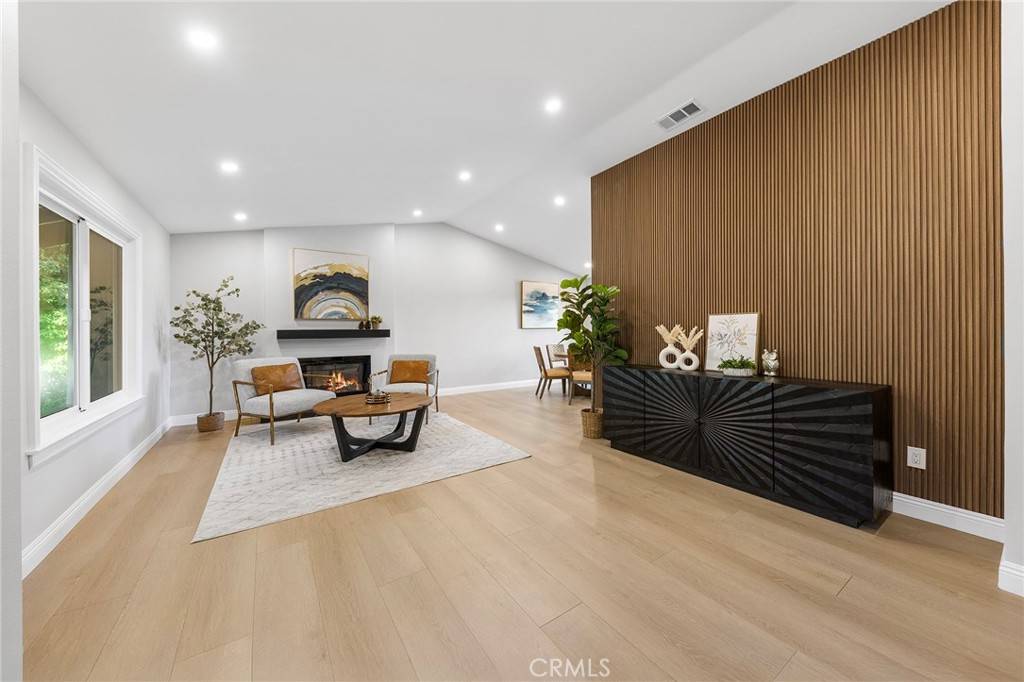 Rancho Cucamonga, CA 91701,8093 Banyan ST