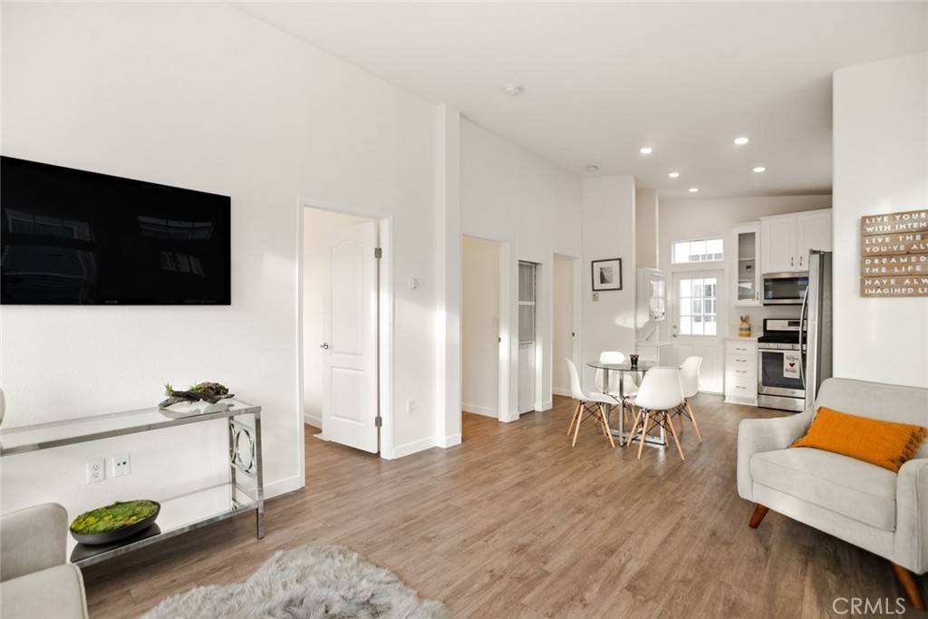 North Hollywood, CA 91605,8250 Lankershim BLVD #40
