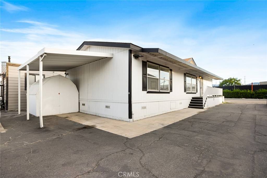 North Hollywood, CA 91605,8250 Lankershim BLVD #33
