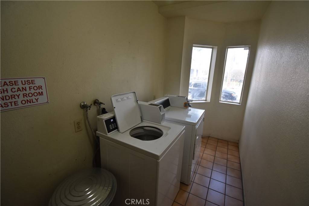 Inglewood, CA 90302,604 Venice WAY