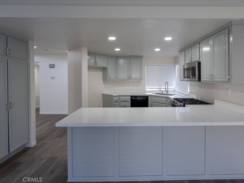 Anaheim, CA 92808,840 S Orchid LN