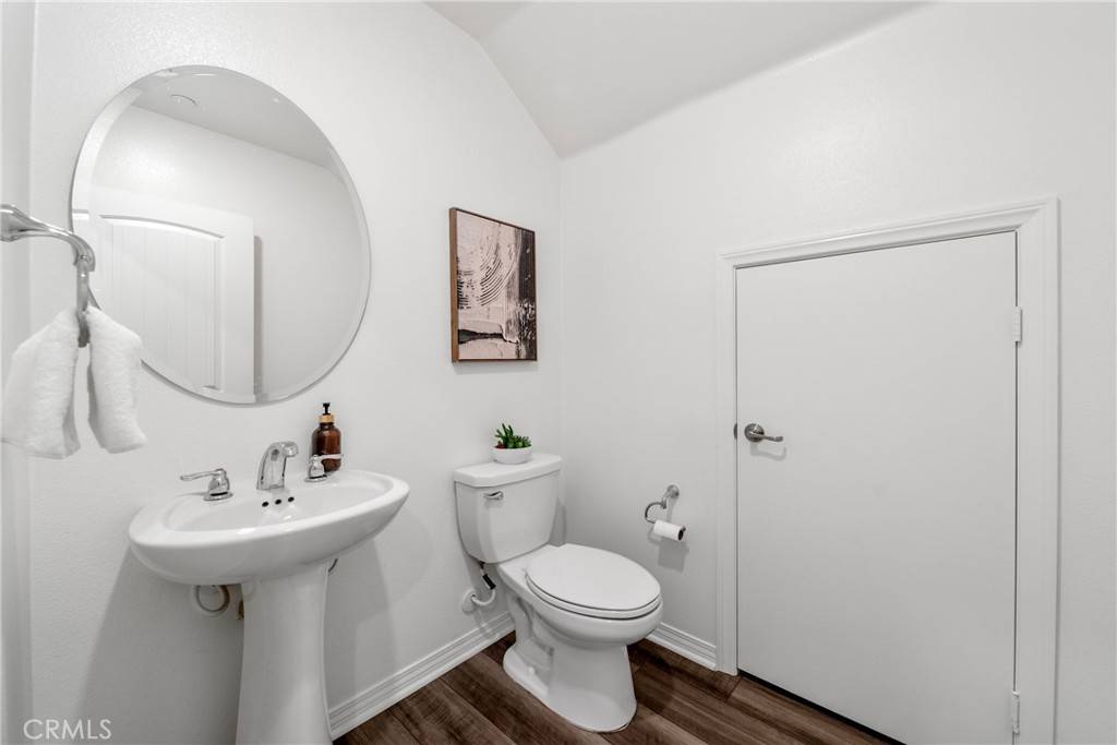 Fontana, CA 92336,16725 Petrus LN