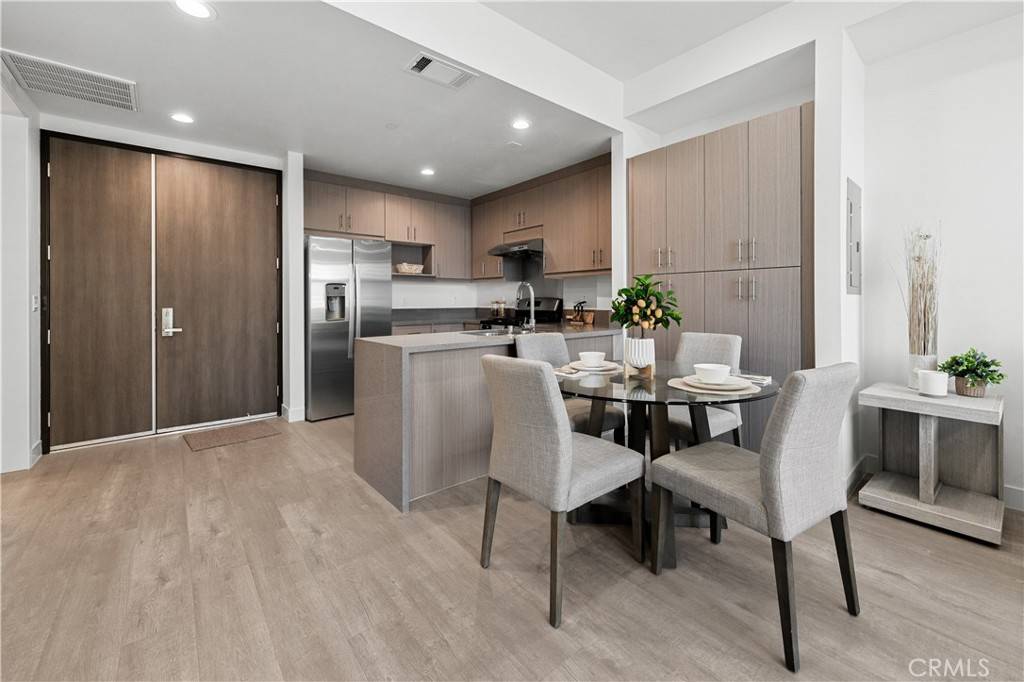 Alhambra, CA 91801,168 S Monterey ST #402