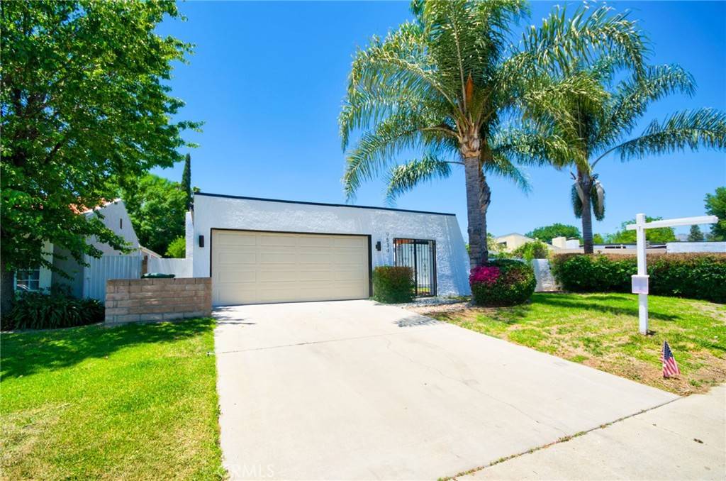 Northridge, CA 91324,9539 Gladbeck AVE