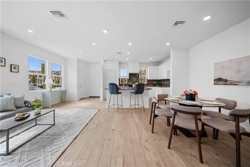 Ontario, CA 91761,4214 s. Laguna Ave.