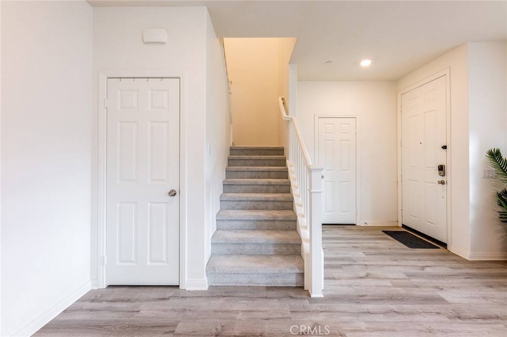 Ontario, CA 91761,4058 E Coronado Privado