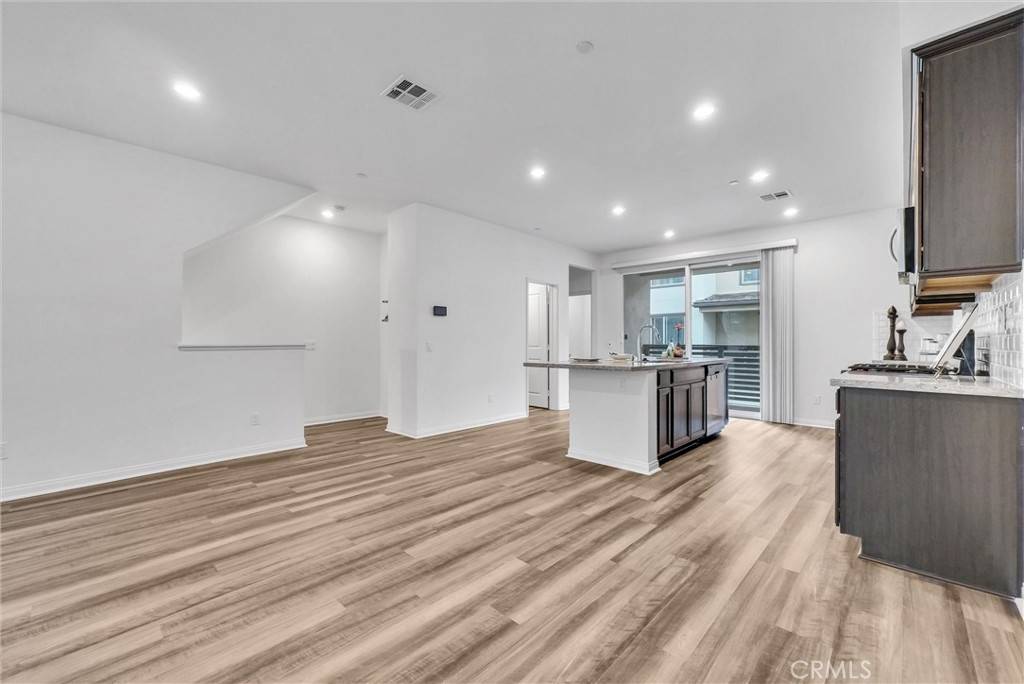 Covina, CA 91722,1138 Tangerine DR