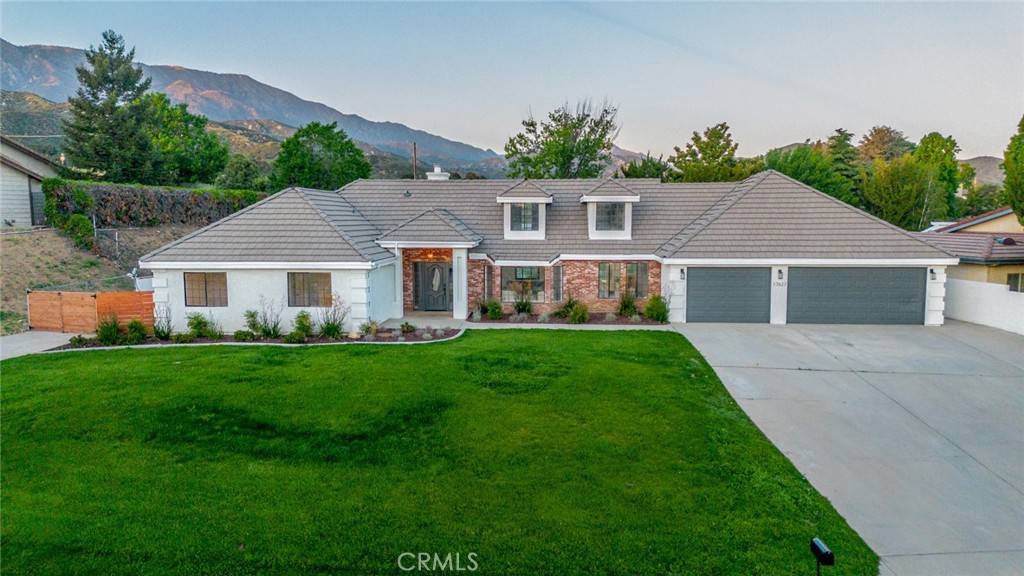 Yucaipa, CA 92399,13627 Scenic Crest DR