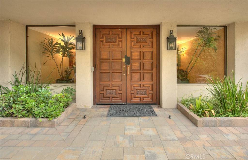 Pasadena, CA 91105,330 W California BLVD #111