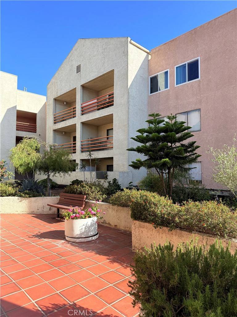 Los Angeles, CA 90015,1119 Albany st #231