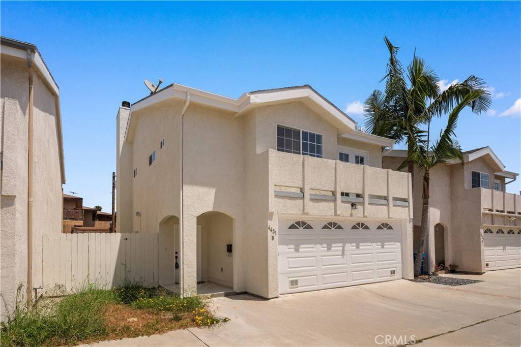 Hawthorne, CA 90250,4431 W 138th ST #B