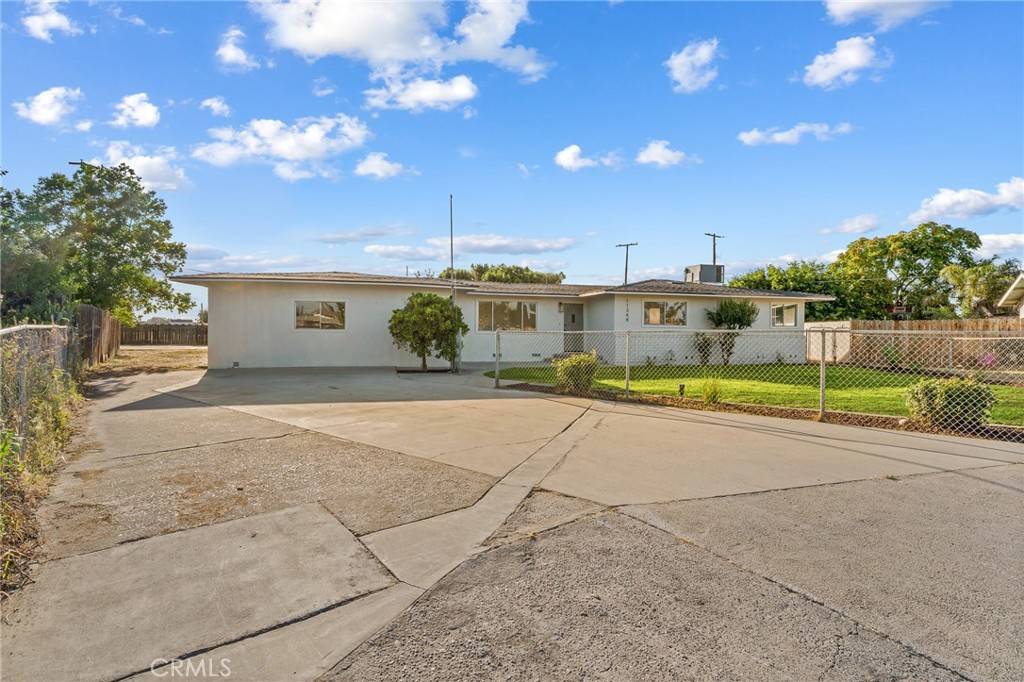 Hanford, CA 93230,11348 Fern LN