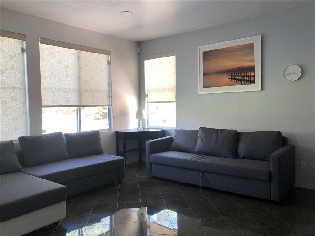 Moreno Valley, CA 92557,10189 Via Pescadero