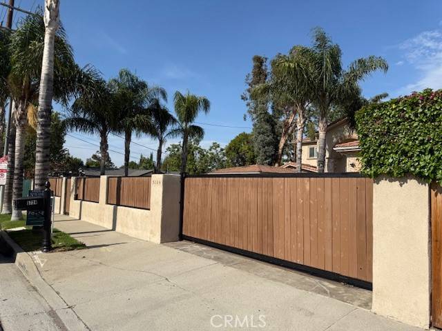 Tarzana, CA 91356,5724 Tampa AVE