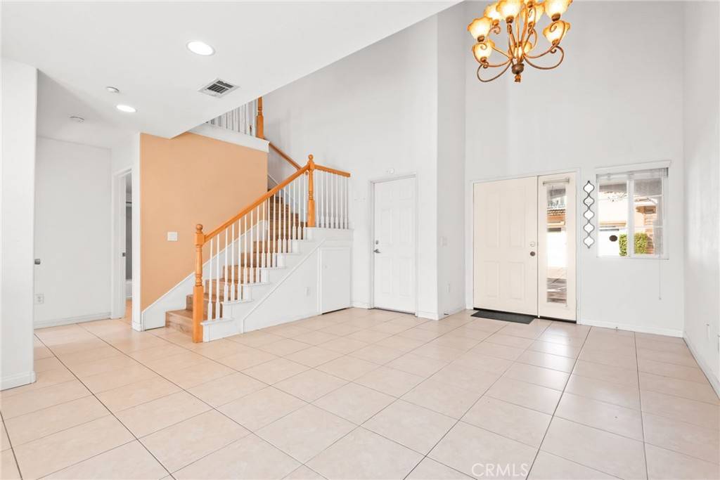Ontario, CA 91762,535 W D ST #I