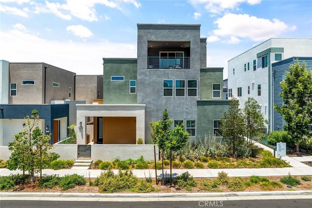 Irvine, CA 92618,173 Biome