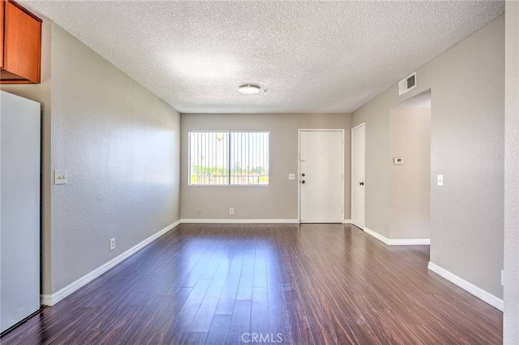 Alhambra, CA 91801,2608 W Alhambra Rd #5