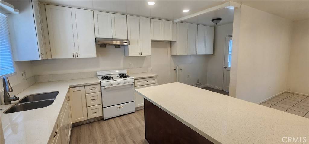 Montclair, CA 91763,9634 Central AVE