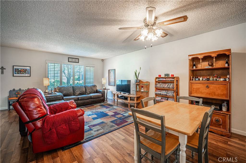 Northridge, CA 91324,9739 Reseda BLVD #36