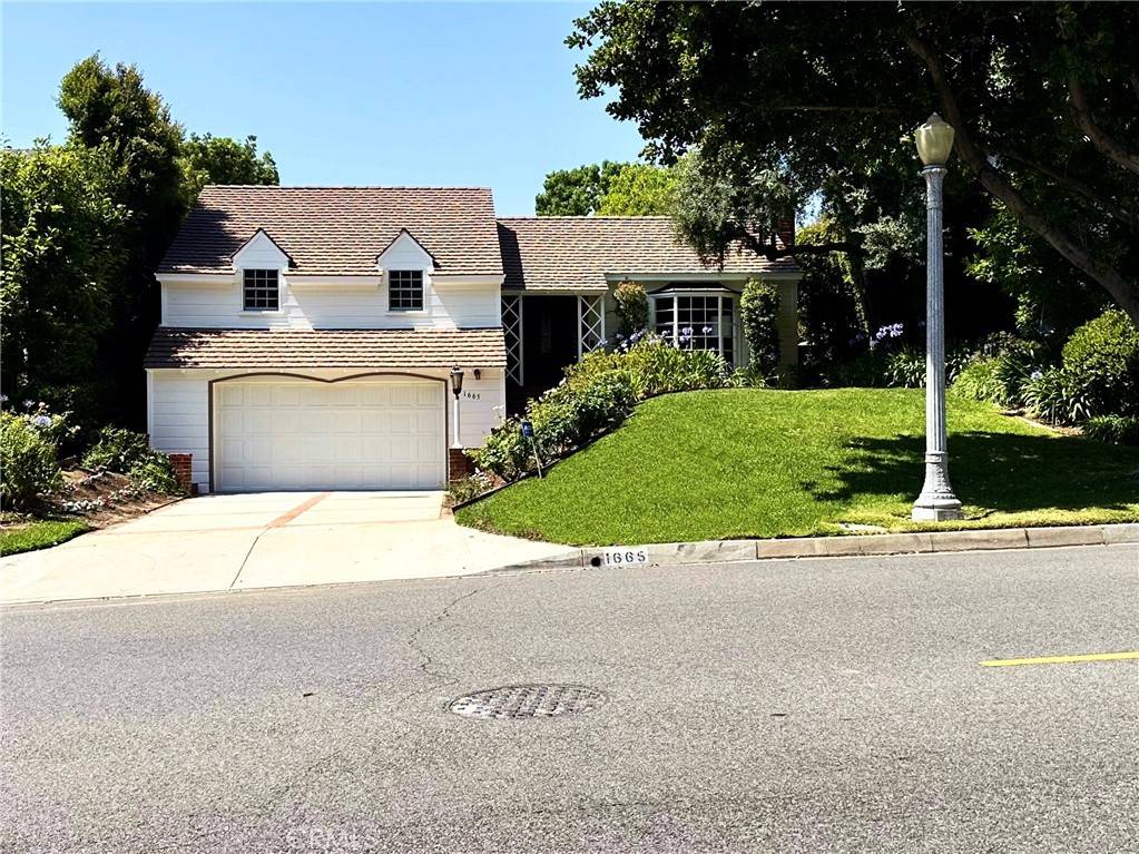 San Marino, CA 91108,1665 Lorain RD