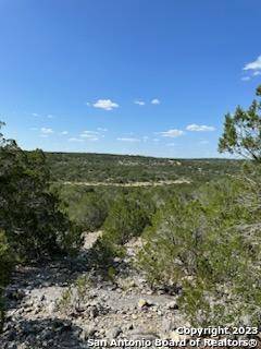 Rocksprings, TX 78880,891 SD 65071