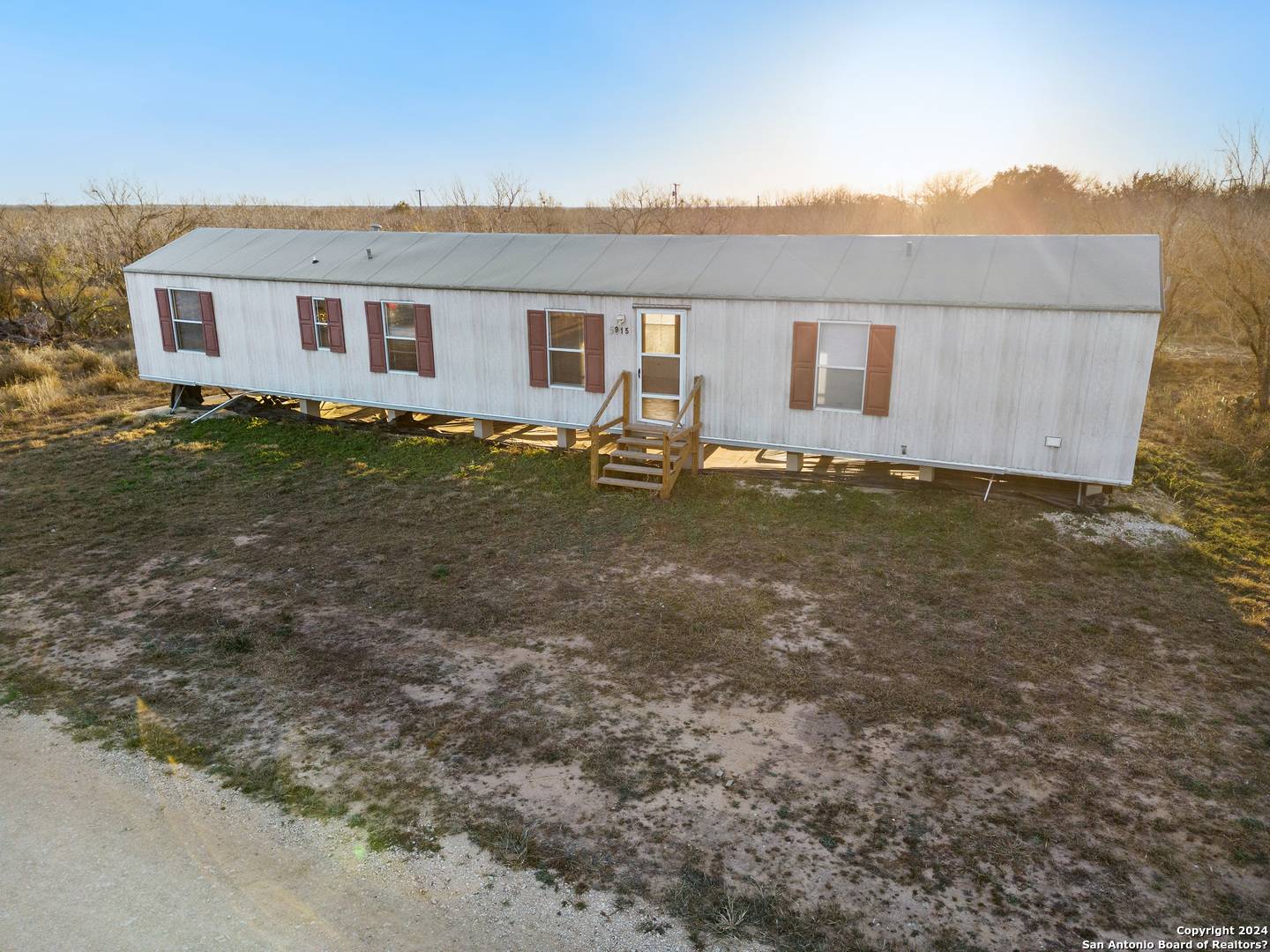 Christine, TX 78064,915 Avenue I