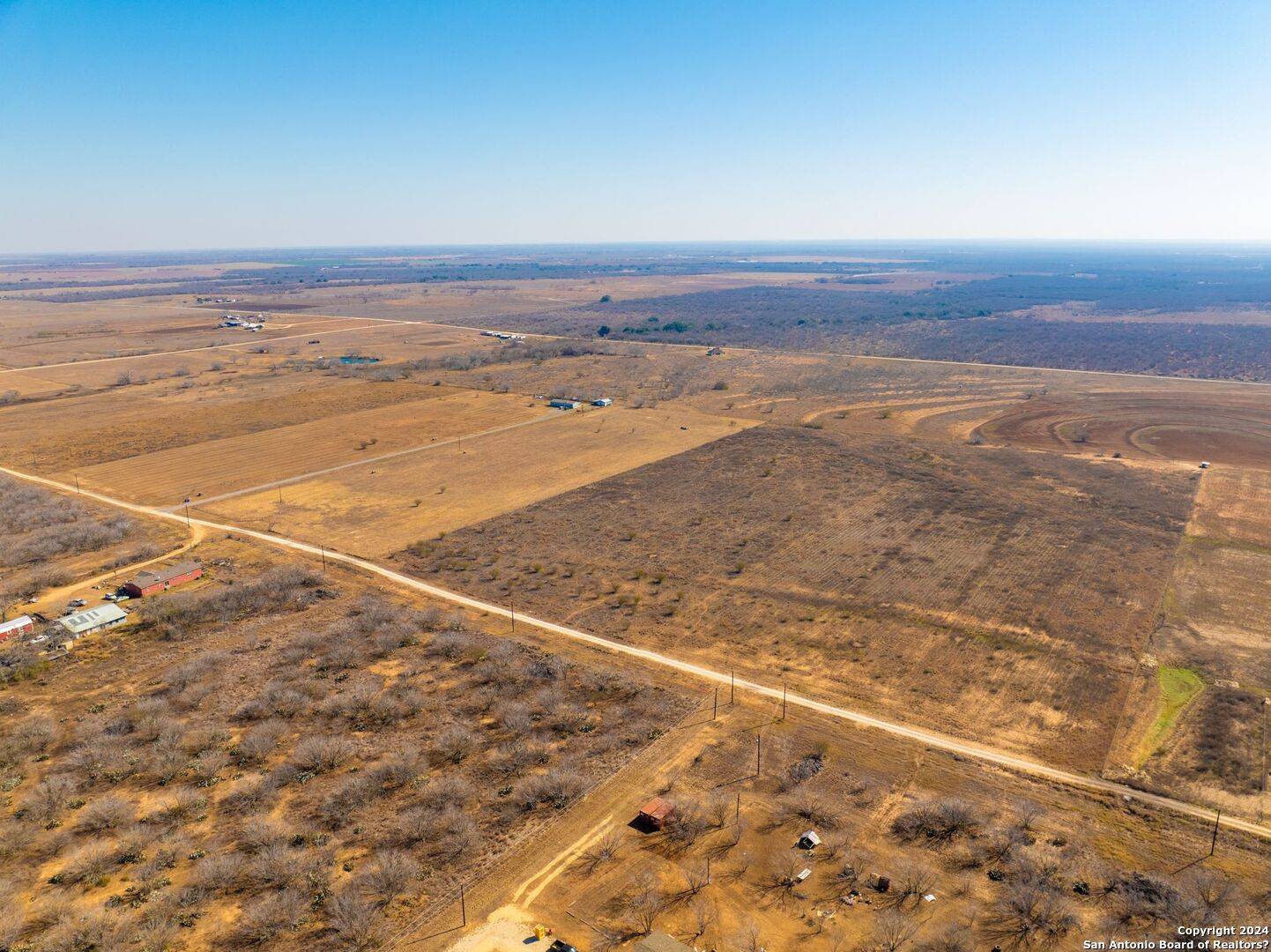 Floresville, TX 78114-4368,485 JOY LN