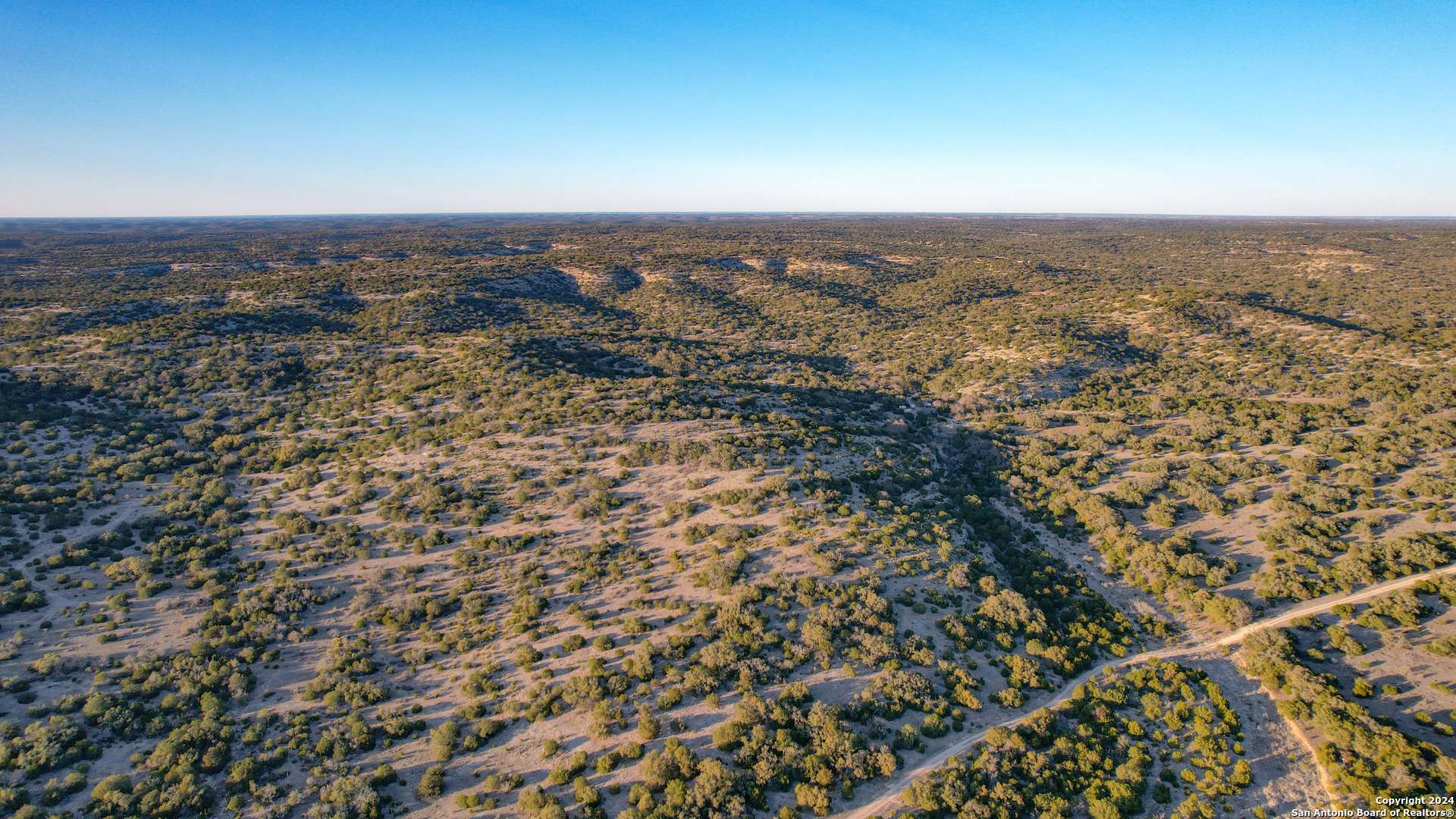 Rocksprings, TX 78880,4148 SD 45960