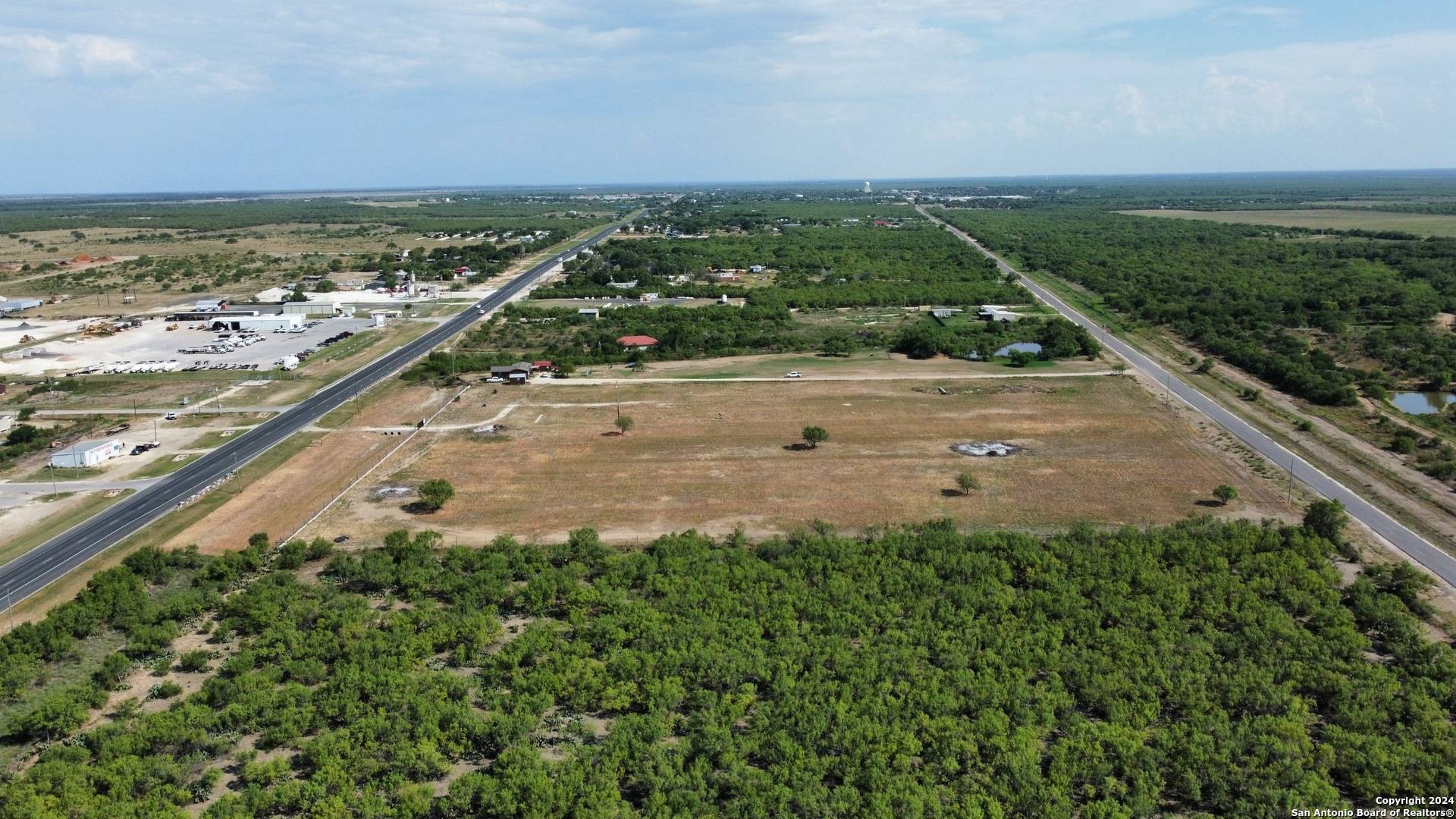 Crystal City, TX 78839,4303 US HIGHWAY 83