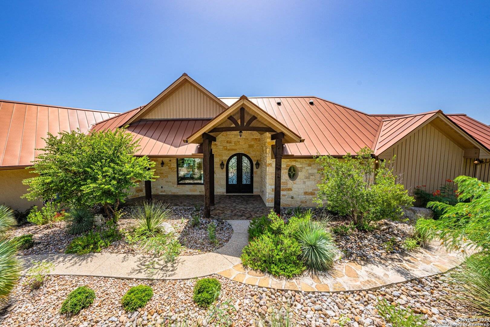 Kerrville, TX 78028,230 Waggoman Dr.