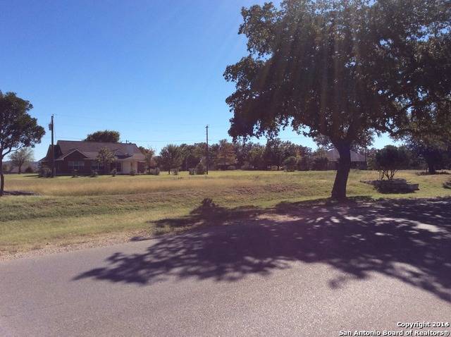 Bandera, TX 78003,5 Flying L Dr