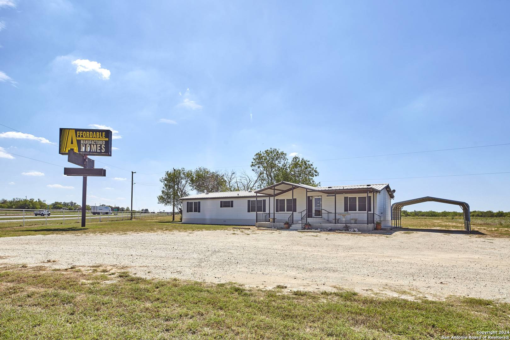 Lytle, TX 78052,20625 Interstate 35 S