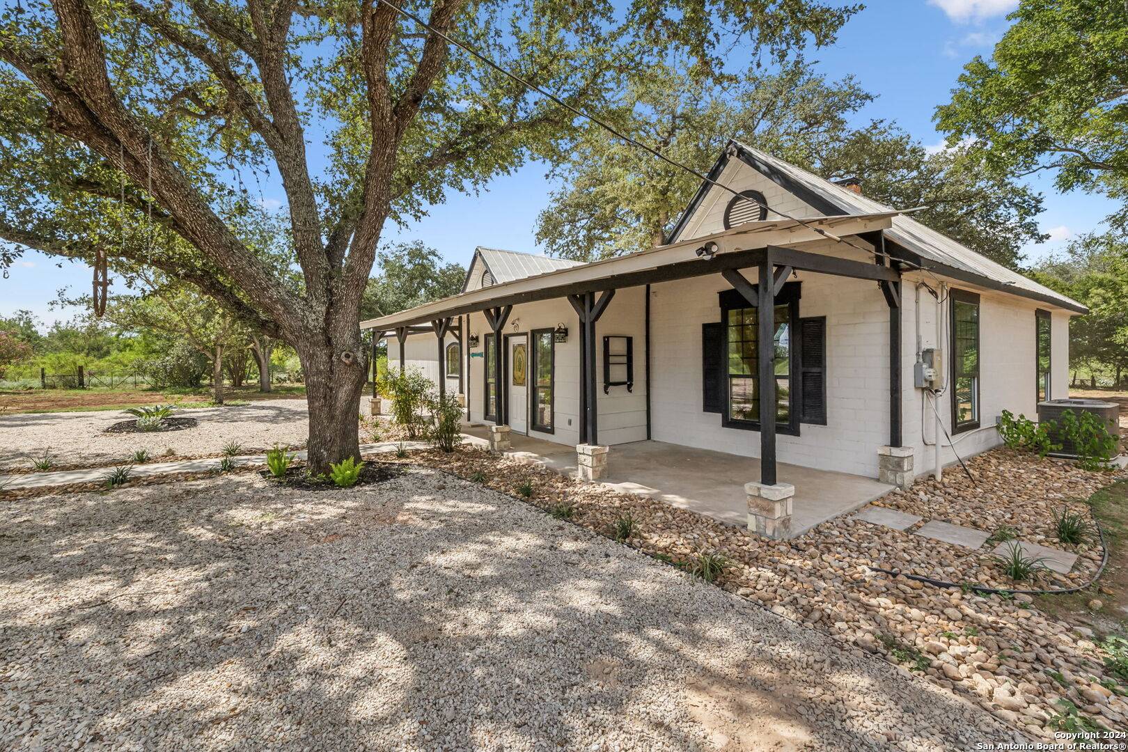 San Antonio, TX 78263,8013 New Sulphur Springs #2
