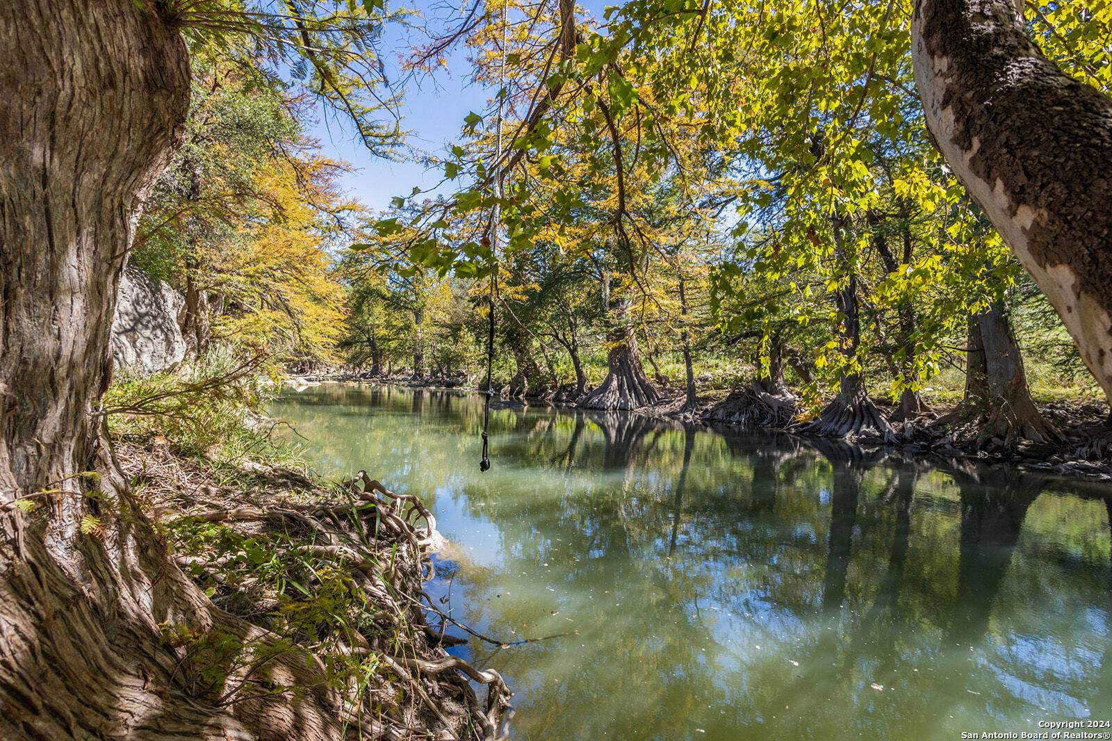 Boerne, TX 78006-3813,103 MISTY WATERS