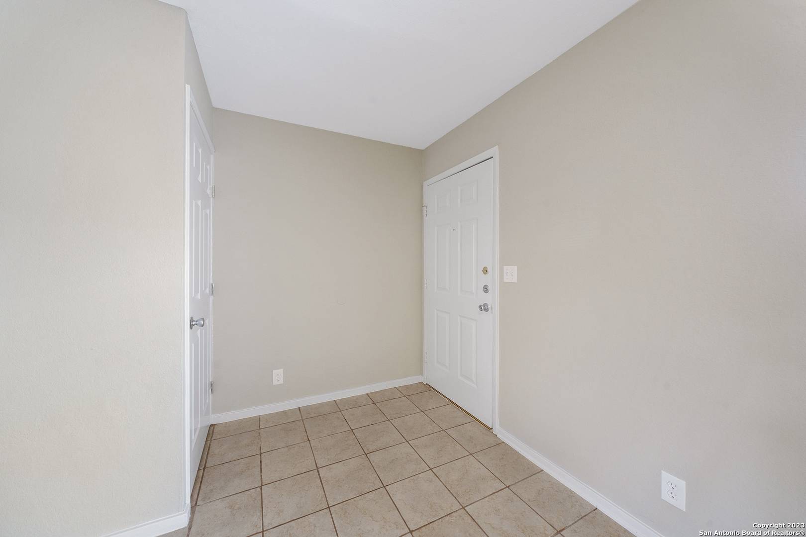 San Antonio, TX 78228,306 Cheryl Dr