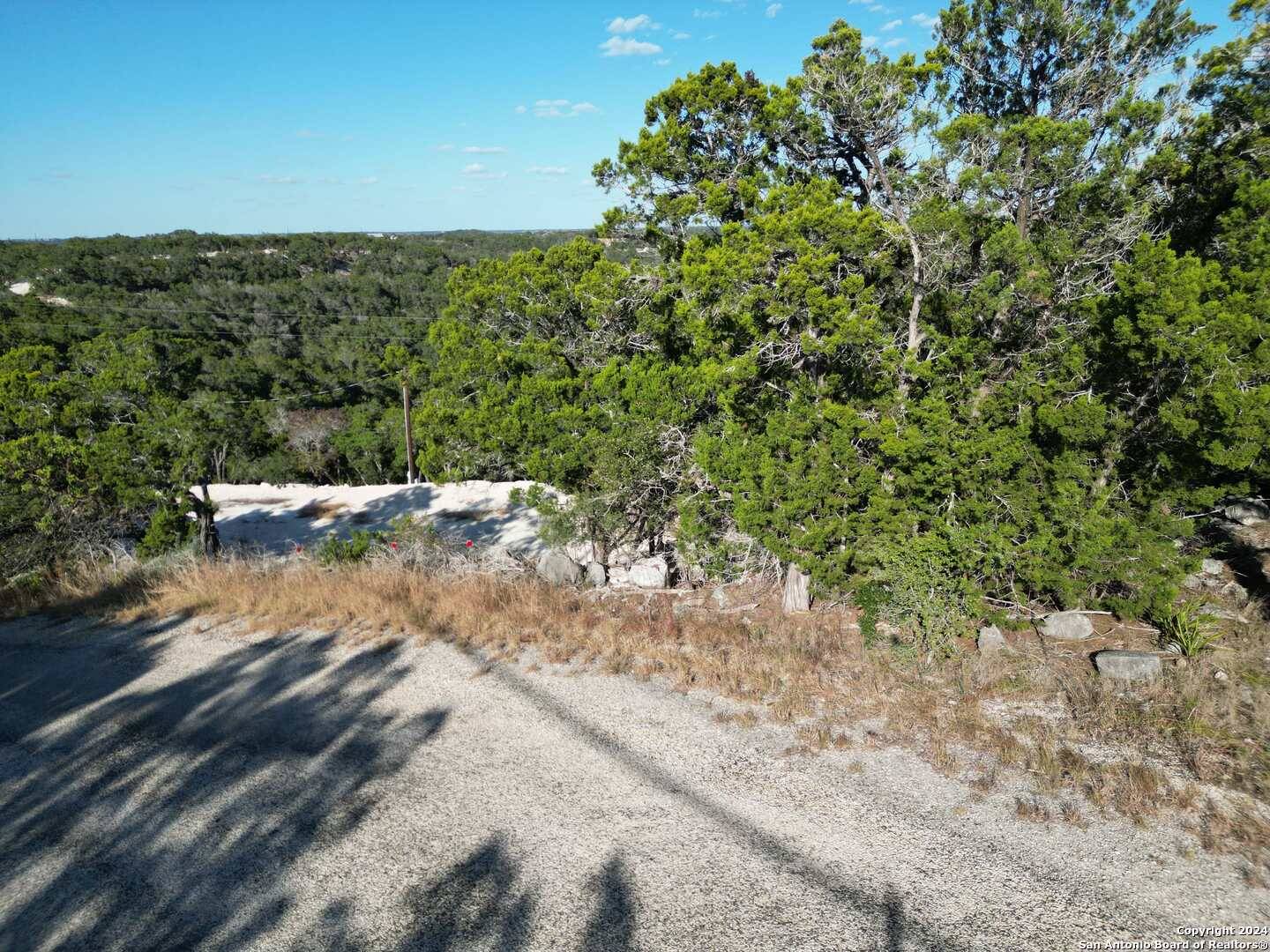 Pipe Creek, TX 78063,2175 Goat Rdg