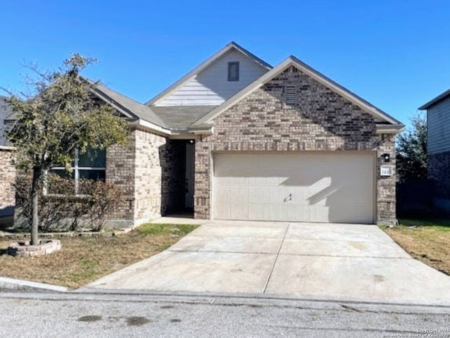 San Antonio, TX 78245-4471,1410 HUMMINGBIRD