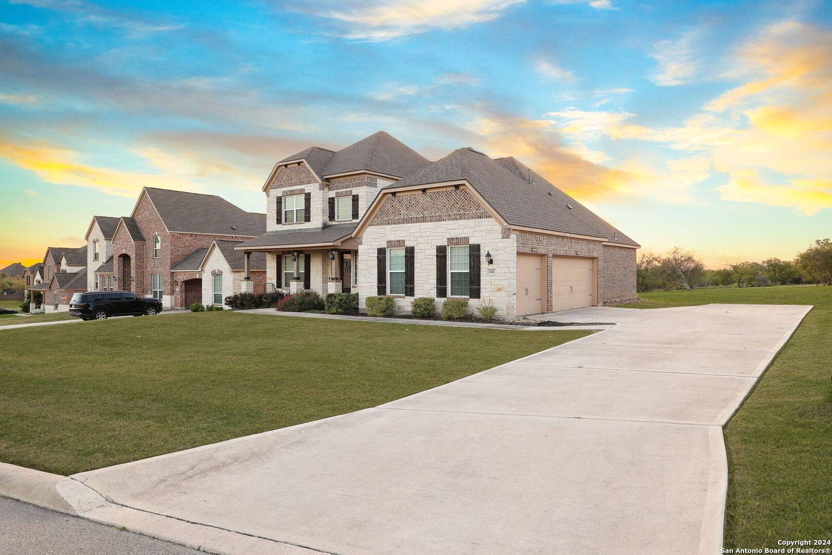 Castroville, TX 78009-3452,242 SITTRE DR