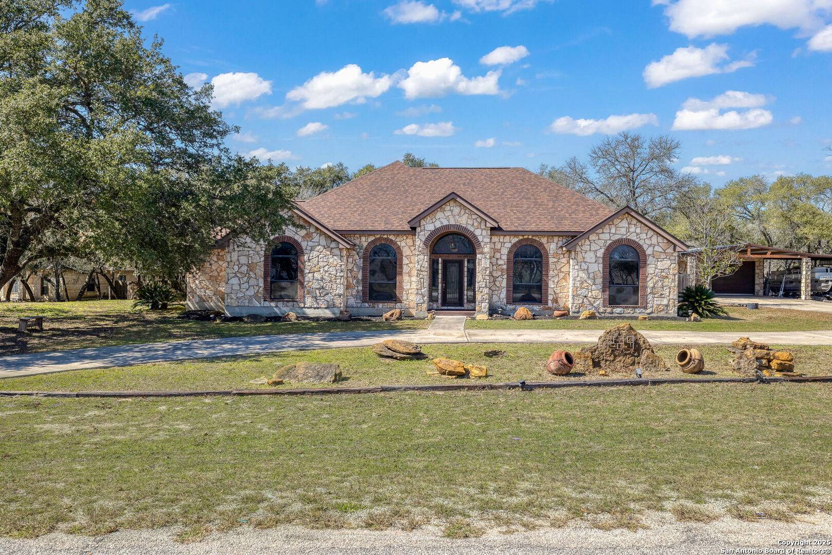 La Vernia, TX 78121,229 Legacy Trail Dr