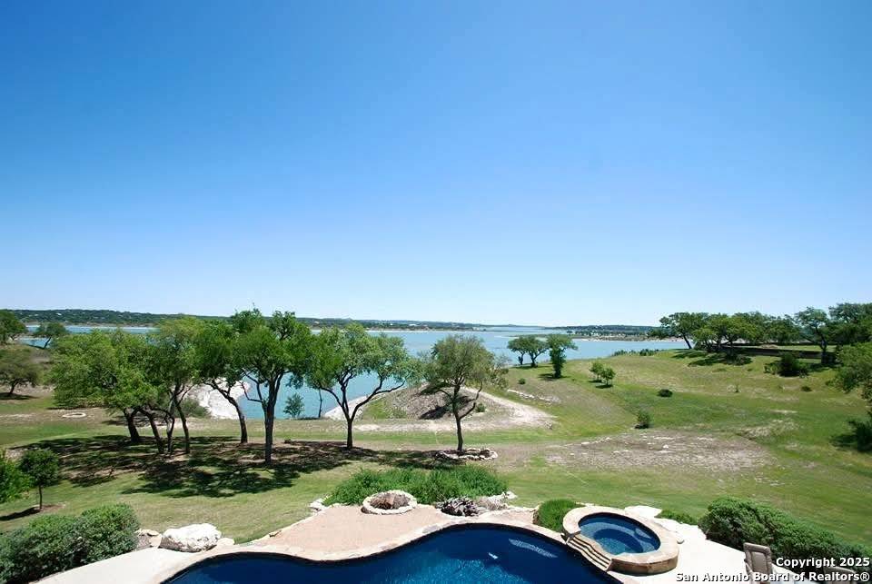 Spring Branch, TX 78070,242 Saga