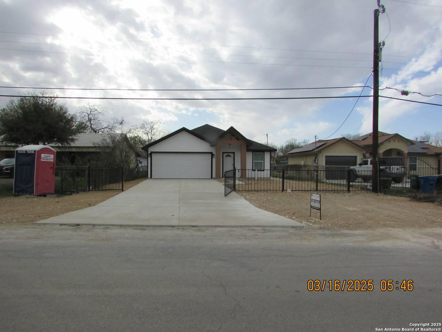 San Antonio, TX 78224,945 Rockwell