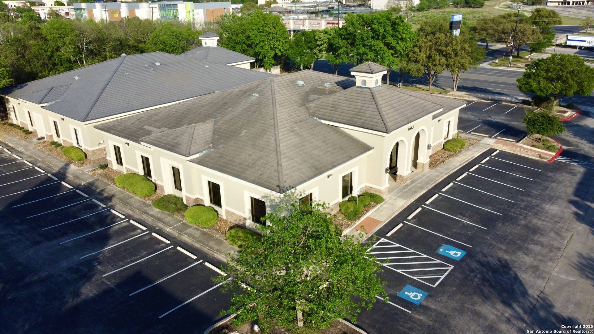 San Antonio, TX 78240,9643 Huebner
