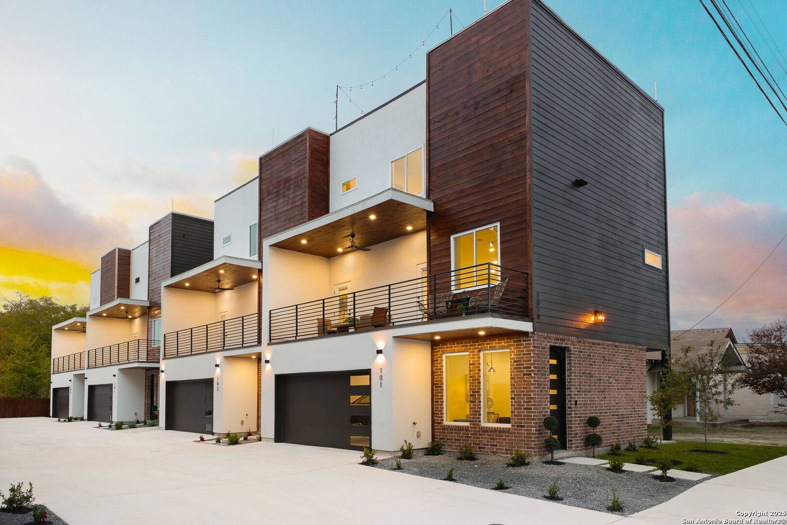 San Antonio, TX 78210,1019 Hackberry Unit 201